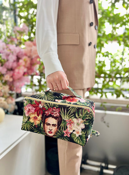 Trésor XXL toiletry bag - Frida Khalo - Flat opening